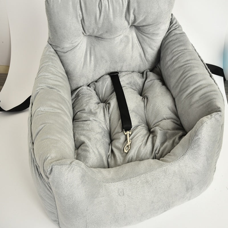 Car Seat for Pets with Enhanced Safety Features